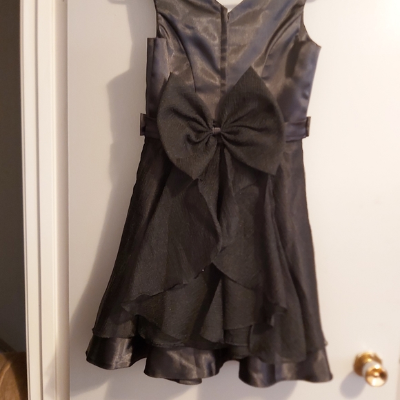 Palin jie Dresses & Skirts - Beautiful little black party dress